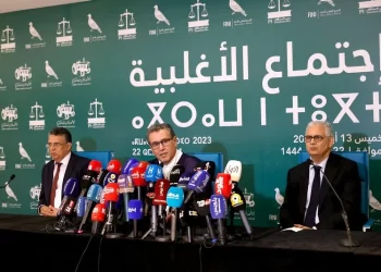 Arrêtez cet effondrement