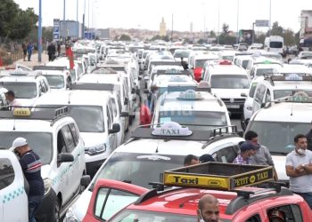 Le conflit des taxis contre les VTC : une bataille entre tradition et modernité