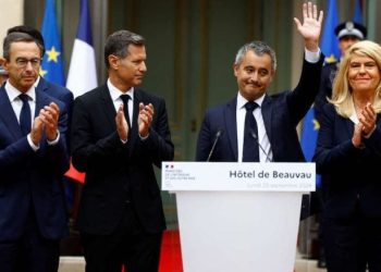 Appel à la fin des privilèges de voyage pour l&rsquo;élite algérienne : Le ministre français de la Justice enflamme le débat
