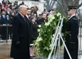 Donald Trump prête serment pour un second mandat à la Maison Blanche avec des promesses de réformes radicales