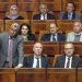 Voici l’« argument » de l’absence des ministres au Parlement