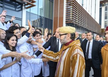 Sa Majesté le Roi inaugure le Complexe Hospitalo-Universitaire International Mohammed VI de Rabat et donne Ses Hautes Instructions pour la mise en service du CHU Mohammed VI d’Agadir