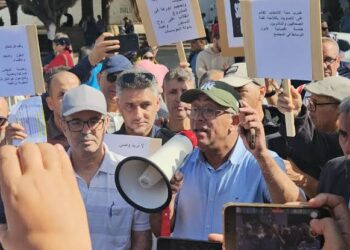 Des journalistes qui ne voient rien… « comme un sourd dans une noce »